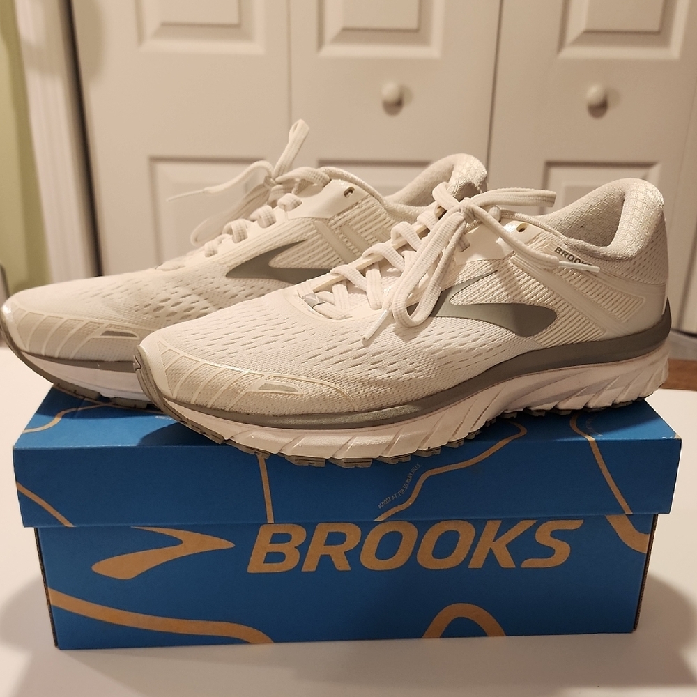 Brooks White and Gray Athletic Shoes